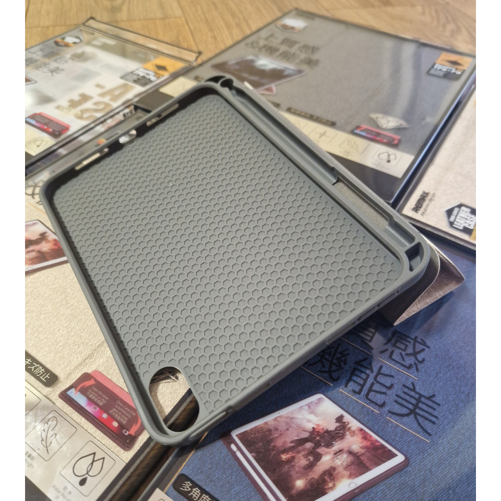 Чохол REMAX Chan Series Leather Case PT-10 for iPad Mini 6 8.3“ бежевий + відсік для стілусу